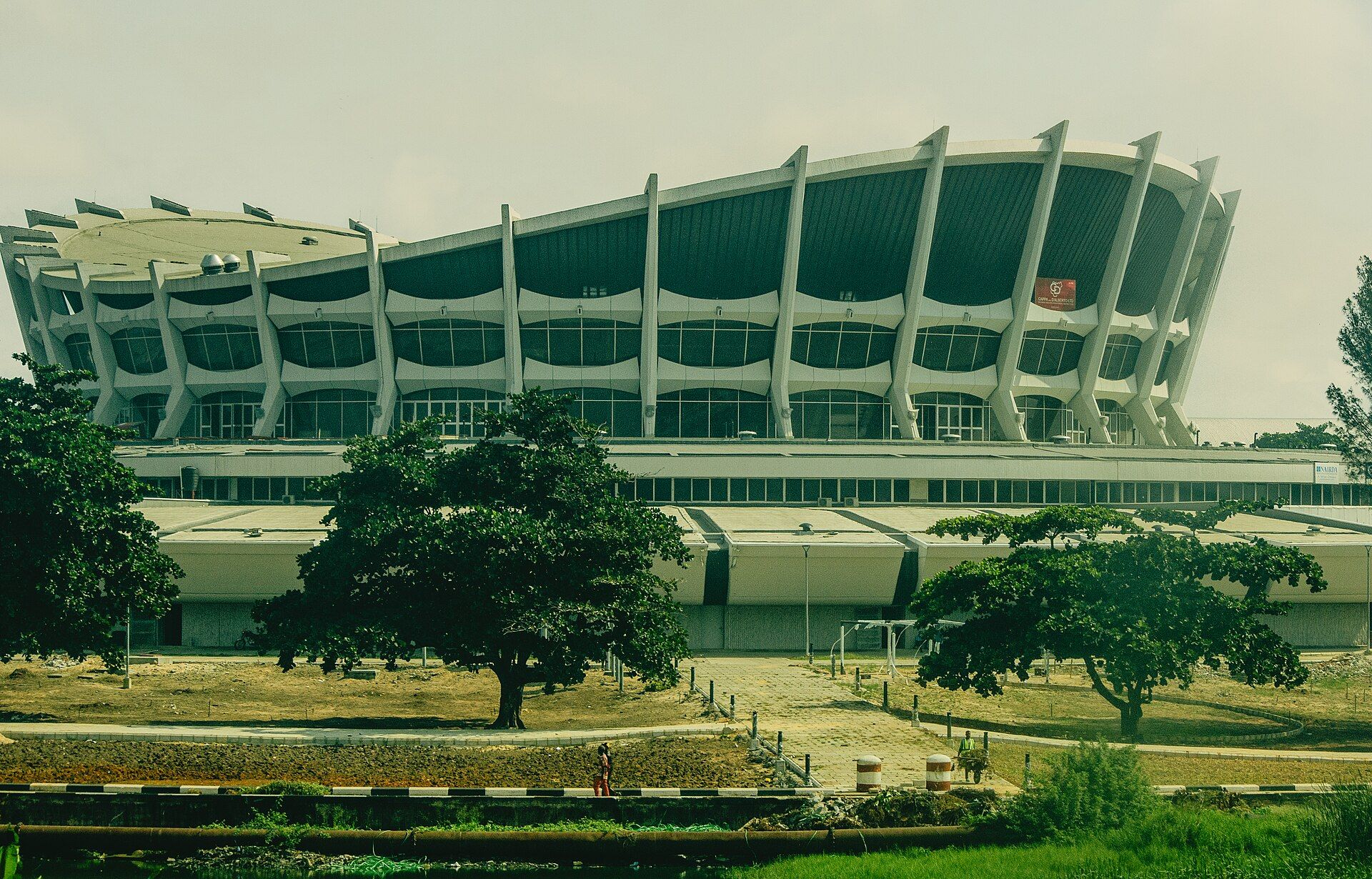 View - Credit Wiki